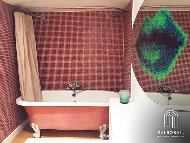 Barre ovale et rideau de douche en lin pour baignoire îlot | GalboBain Barre ovale et rideau de douche en lin pour baignoire îlot | GalboBain